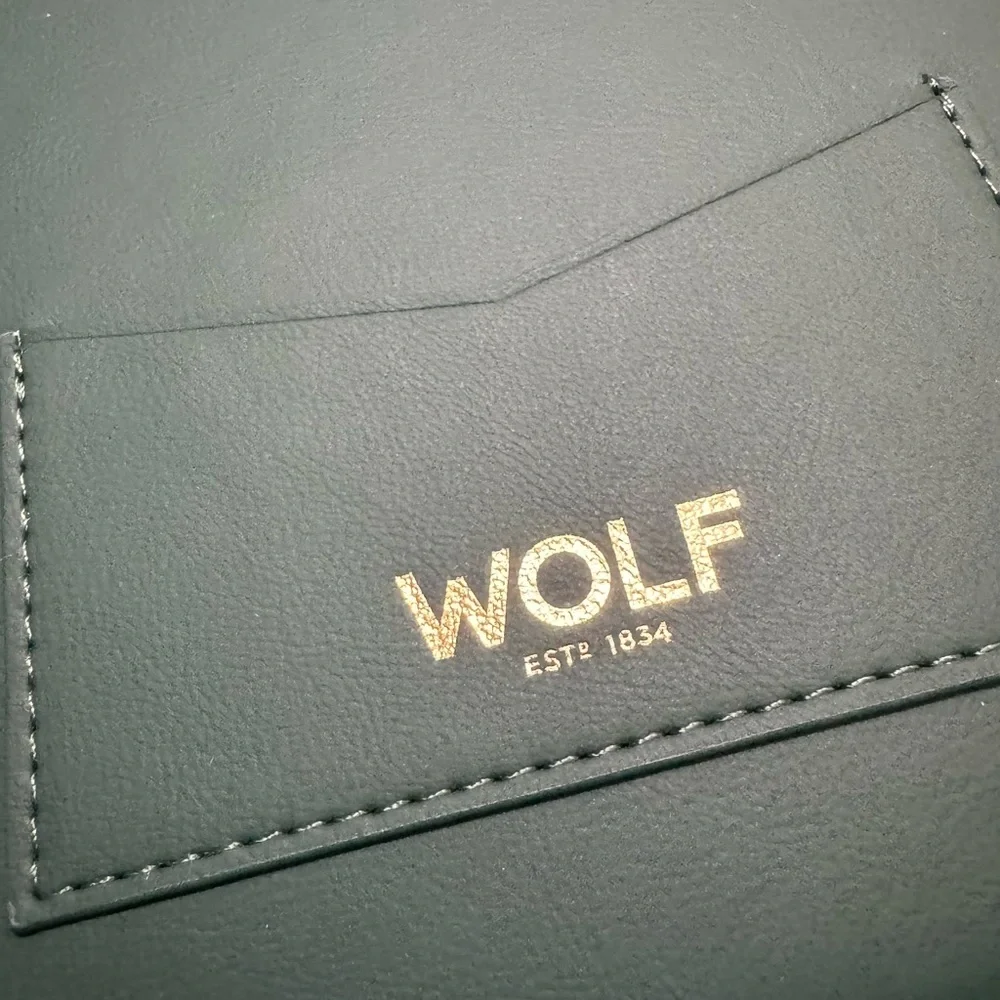 WOLF Signature IPad Tech Case